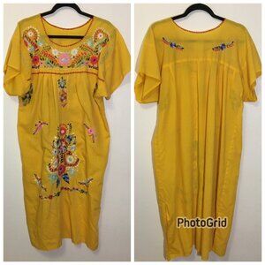 Vintage 70s Mexican Embroidered Oaxocan Dress Festival Boho Cottagecore Hippie (